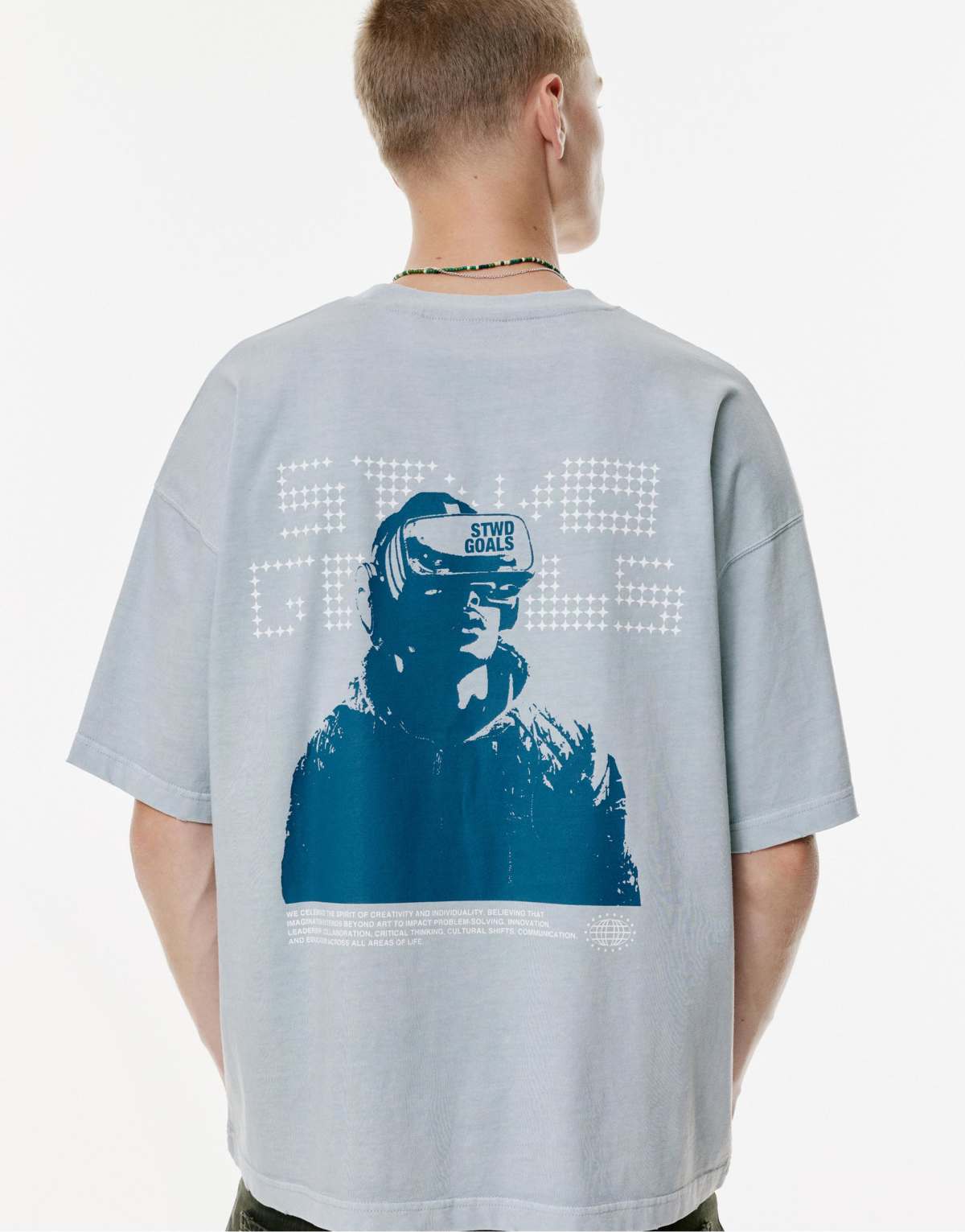 Pull&Bear Faded stwd t-shirt in pale blue