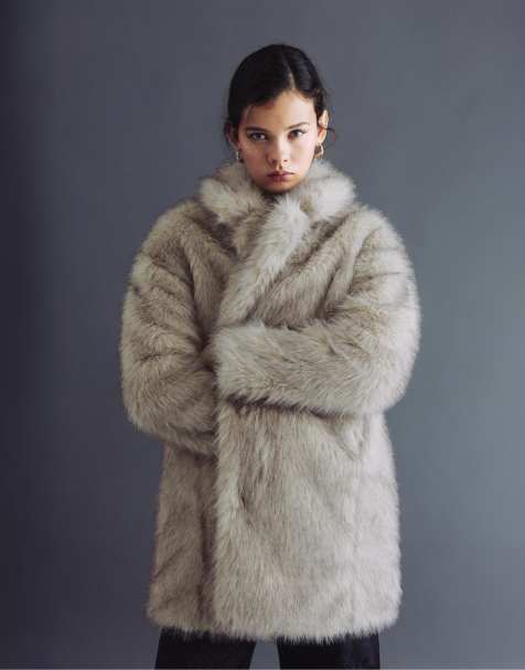Pull&Bear Faux fur coat in pearl grey - view 1