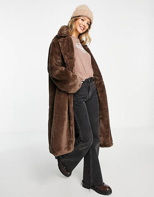 Pull&Bear faux fur extra long collared coat in brown | ASOS