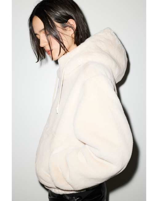 Pull&Bear Faux fur hooded jacket in beige, 3 of 4