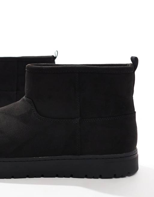 Pull&Bear faux fur lined faux suede boots in black