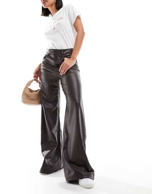 Pull&Bear faux leather high rise wide leg trouser in dark brown, 4 of 5