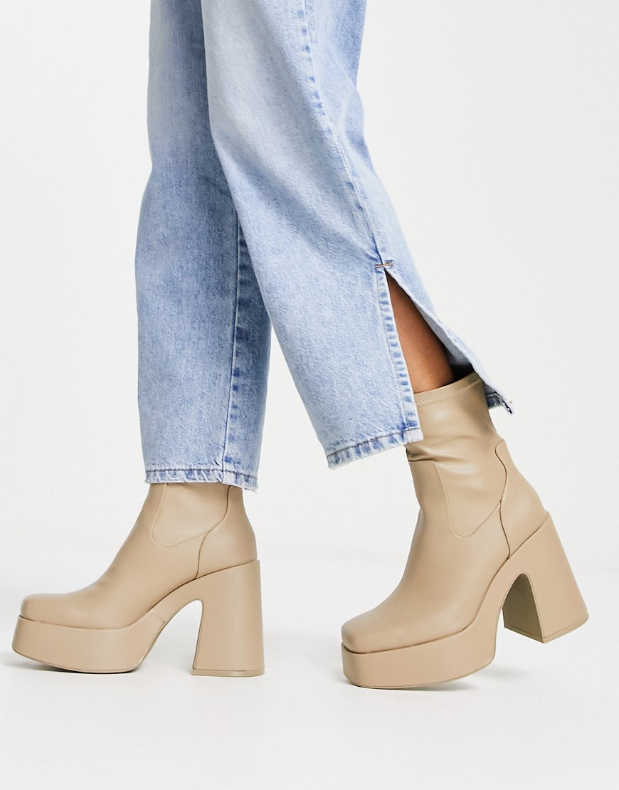 Pull & Bear faux leather super platform boot in beige-Neutral