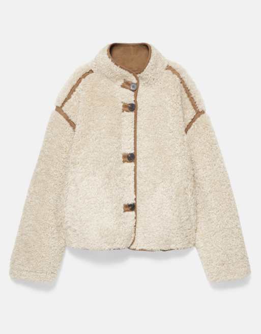 Pull&Bear Faux shearling high neck jacket in beige, 5 of 7
