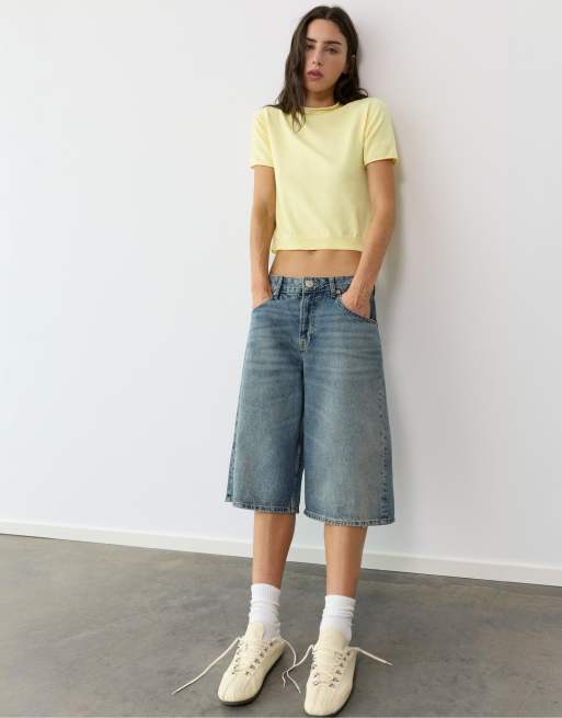 Pull&Bear figurbetonter Pullover mit kurzen Ärmeln in Gelb, 3 von 7