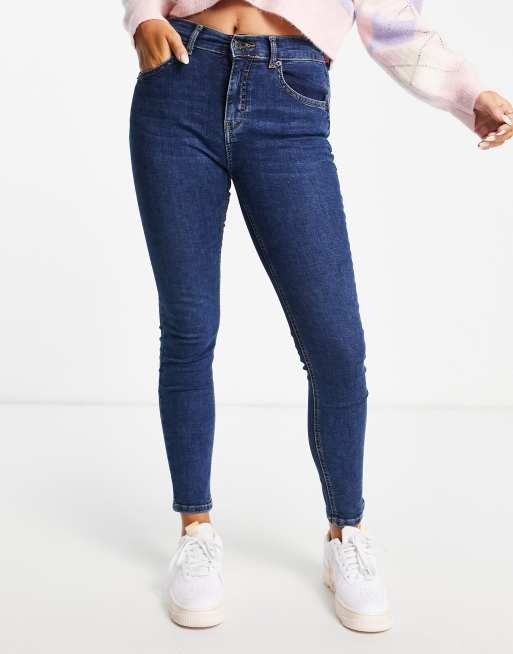 Pull&Bear – Figurformende, eng geschnittene Push-up-Jeans in Dunkelblau
