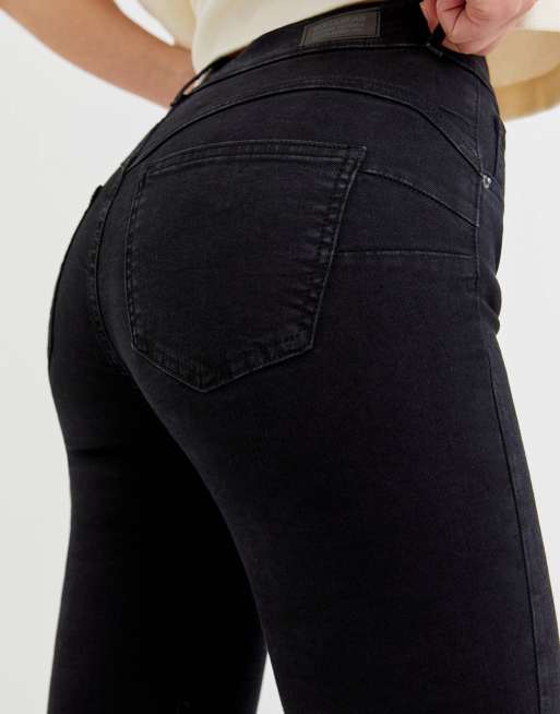 Pull&Bear – Figurformende, eng geschnittene Push-up-Jeans in Schwarz, 4 von 4