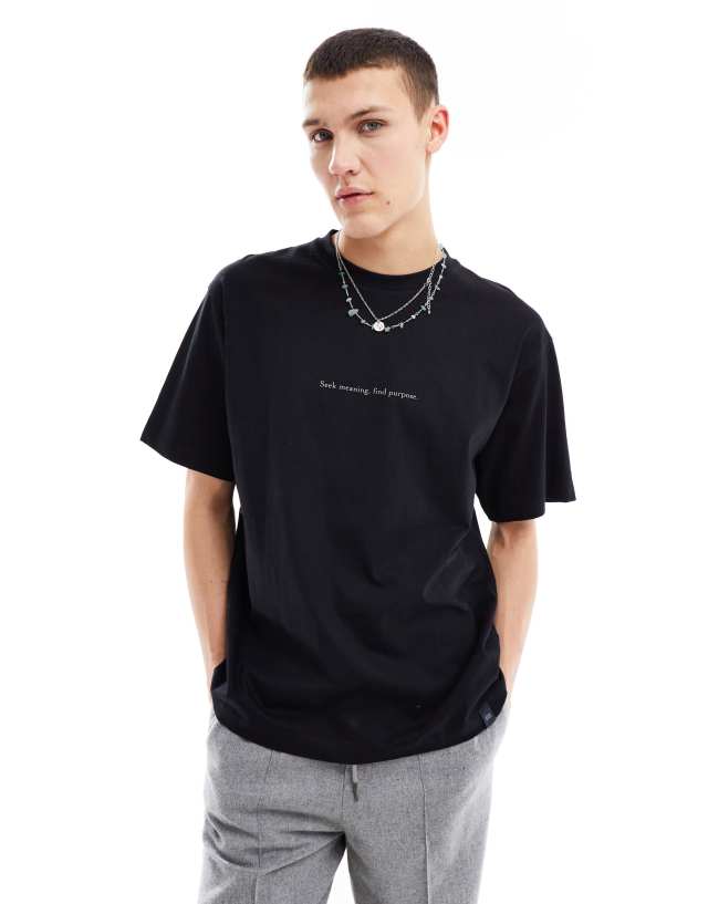 Pull&Bear - find purpose printed t-shirt in black