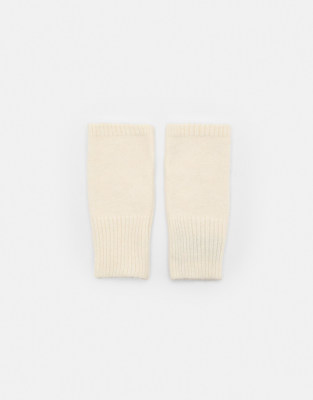 Pull & Bear - Fingerlose Strickhandschuhe in Beige-Neutral
