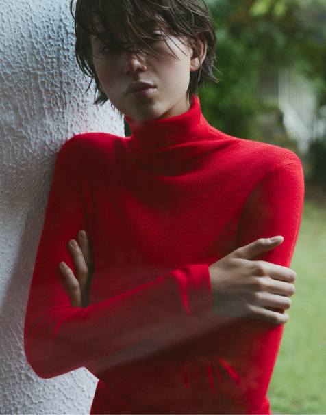 Pull&Bear Fitted high neck jumper in red with wool - view 1