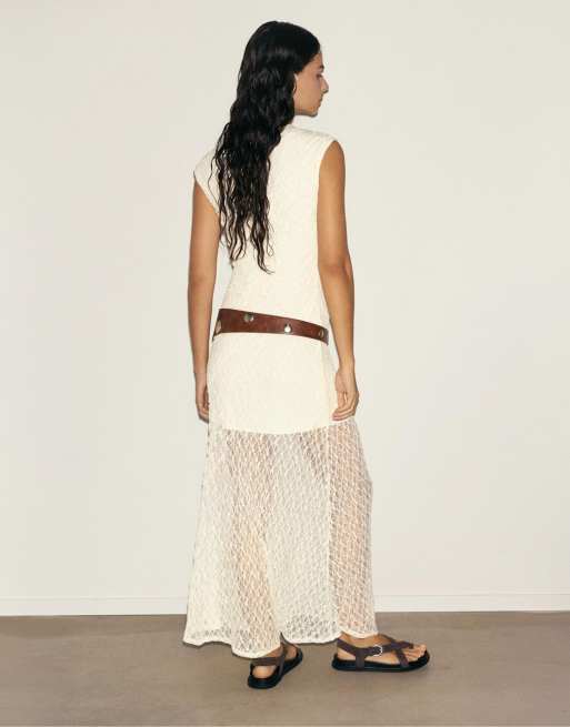 Pull&Bear Fitted lace midi dress in beige, 2 of 6