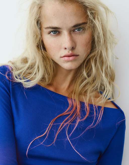 Pull&Bear Fitted straight neckline t-shirt in bluish, 3 of 7