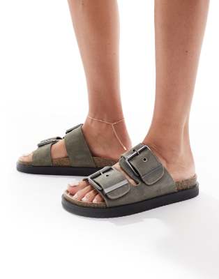 Pull & Bear - Flache Ledersandalen in Khaki mit doppelten Riemen-Grün