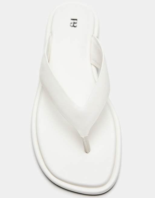 Pull&Bear – Flache Riemen-Sandalen in Ecru, 3 von 4