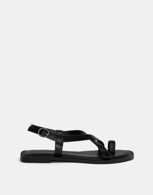 Pull&Bear - Flade sorte sandaler med tårem - view 1