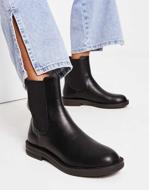 Women's pull on chelsea hot sale boots