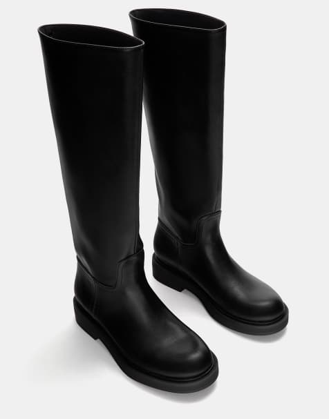 Pull&Bear flat knee high boots in black - view 1