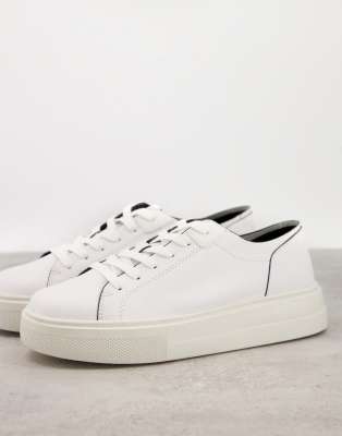 Pull & Bear flatform sneaker in white