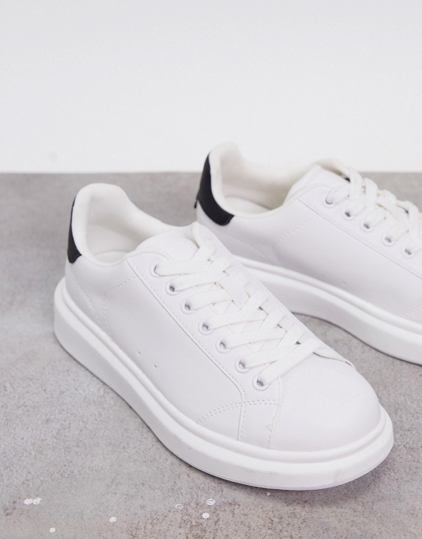Pull & Bear flatform sneakers with black back tab in white