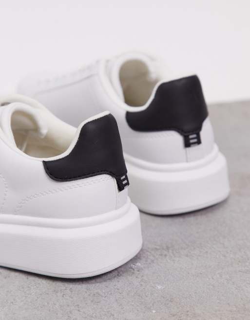 Pull&Bear Flatform Sneakers With Black Back Tab in White