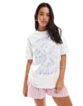 [Pull & Bear] Pull & Bear floral hourglass graphic tee in white M WHITE