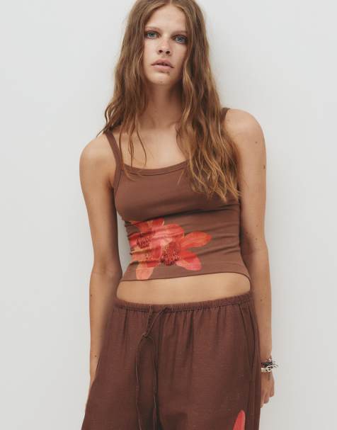 Pull&Bear Floral strappy top in brown - view 1