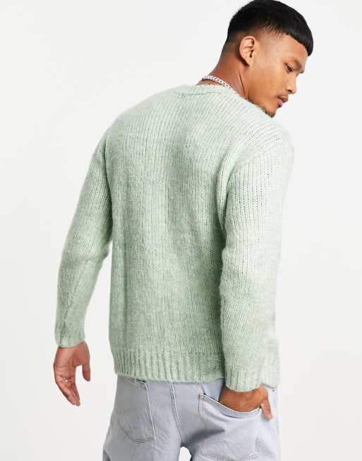 Light store green pullover