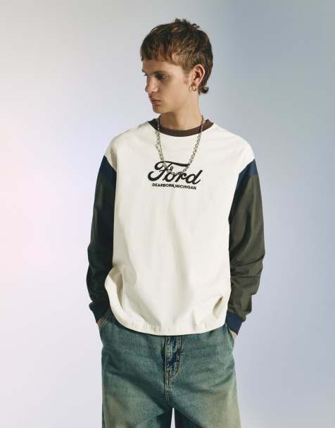 Pull&Bear – Ford – Naturvit t-shirt med kontrastfärgade långa ärmar - view 1