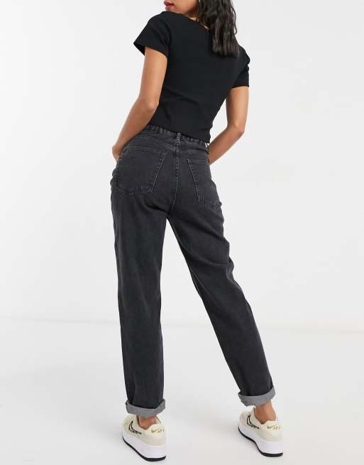Pull&Bear - Forvaskede sorte mom-jeans med elastisk talje