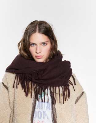 Pull & Bear - Fransenschal in Braun-Brown