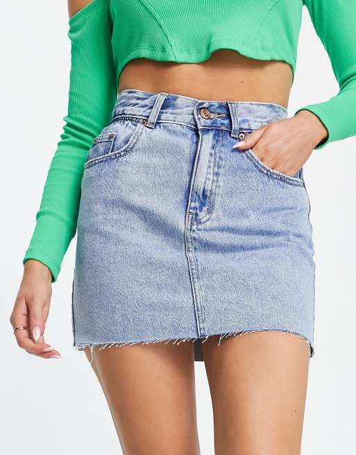 Frayed 2024 mini skirt