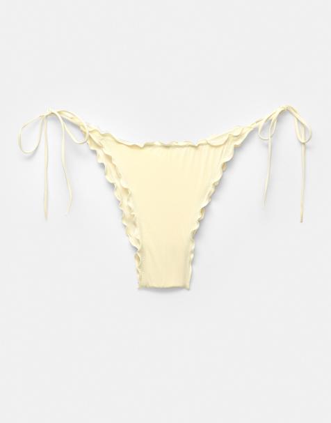 Pull&Bear Frilled bikini bottoms in butter - view 1