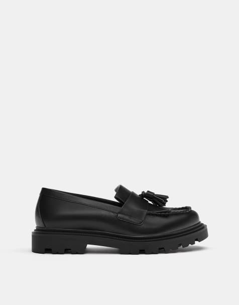 Pull&Bear Fringed loafers in black - view 1