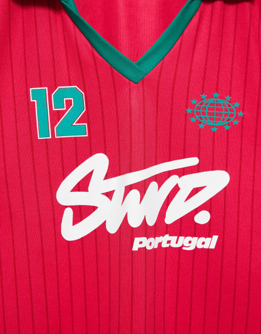 Pull&Bear – Fußball-Polohemd in Rot mit „STWD Portugal“-Print, 2 von 4