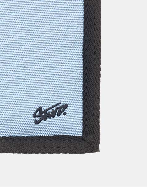 Pull&Bear – Geldbörse aus Stoff in Blau mit STWD-Logo - view 1