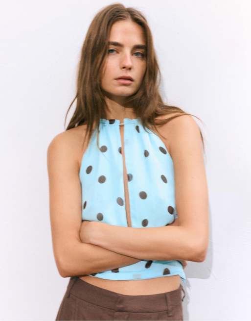 Pull&Bear gepunktetes Neckholder-Top mit Cut-out in hellem Türkis, 4 von 7