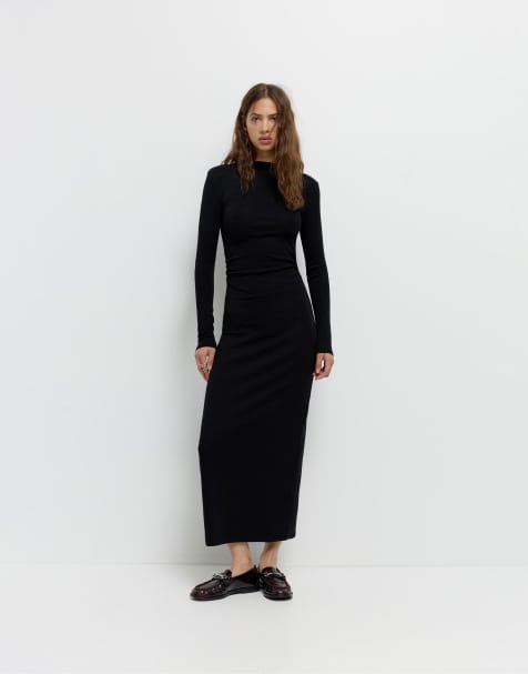 Pull&Bear – Gerafftes Midikleid in Schwarz - view 1