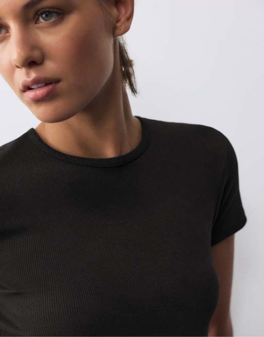 Pull&Bear - Geribbeld T-shirt met korte mouwen in zwart, 3 van 7
