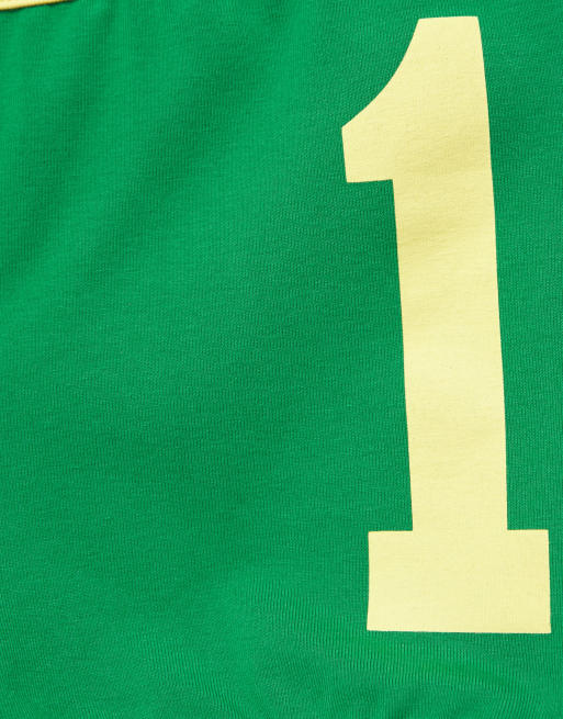 Pull&Bear – Gerippte Shorts in Grün mit „Brasil“-Grafik, 4 von 4