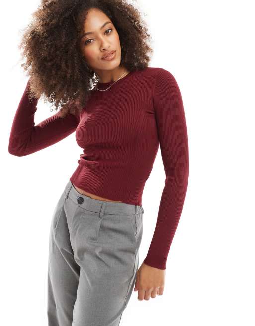 Pull&Bear – Geripptes Strickoberteil in Burgunderrot mit Ziernaht