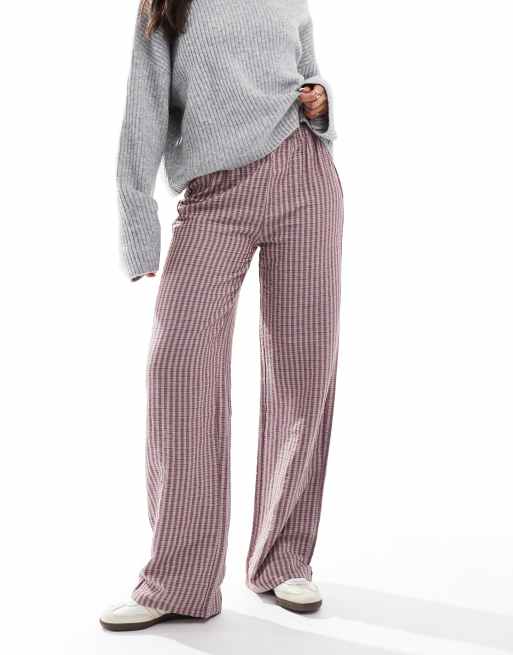 Pull&Bear - Geruite broek met rechte pijpen in bordeauxrood