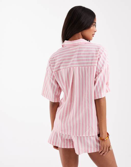 Pull&Bear - Gestreept oversized overhemd van co-ord set met korte mouwen in roze, 3 van 4