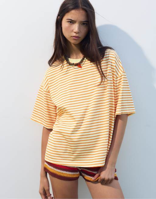 Pull&Bear - Gestreept T-shirt in lichtgeel