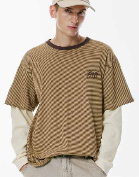 Pull&Bear – Gestreiftes T-Shirt in Braun mit zweilagigen Ärmeln - view 1