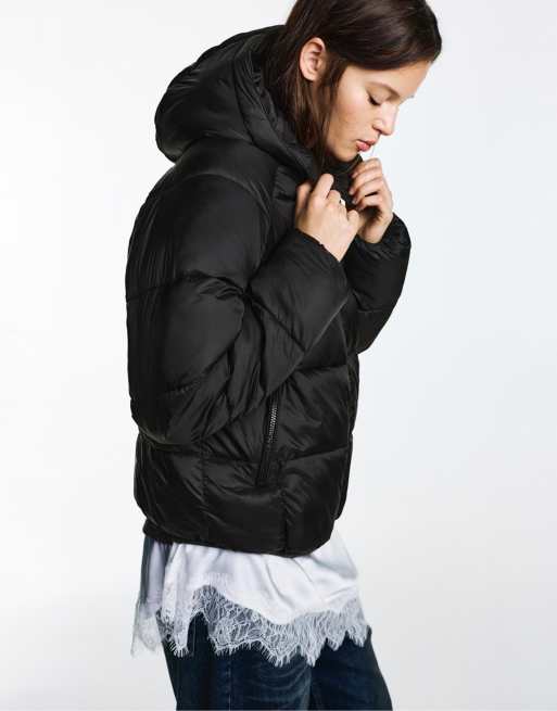Pull&Bear - Gewatteerd jack in zwart, 3 van 4