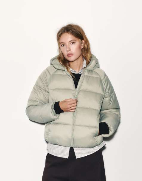 Pull&Bear gewatteerd jack met capuchon in licht kaki - view 1