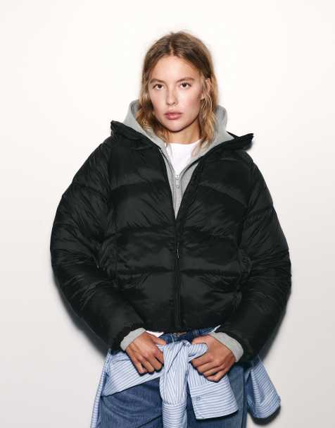 Pull&Bear gewatteerd jack met capuchon in zwart - view 1