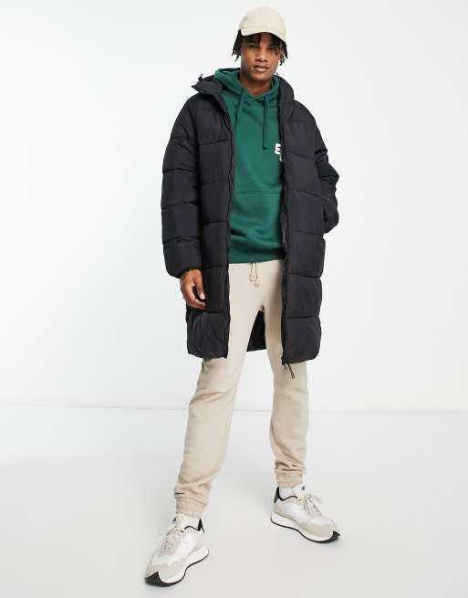 Pull&Bear - Gewatteerd jack met lange pasvorm met capuchon in zwart