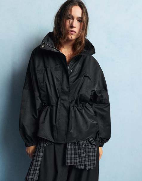 Pull&Bear giacca con coulisse in vita nera - view 1