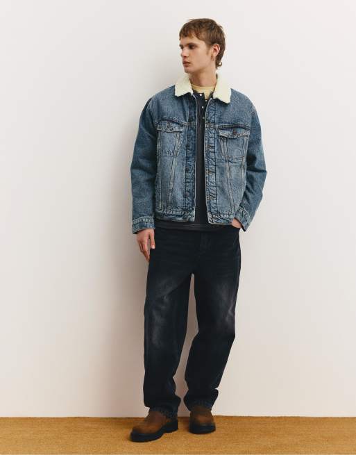 Pull&Bear - Giacca di jeans blu medio con colletto in pelliccia sintetica, 2 di 4